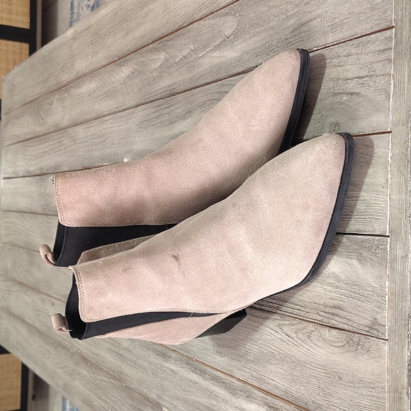 Marc Fisher Suede Ankle Boots In Light Tan Size Woman's 9 - Picture 4 of 11